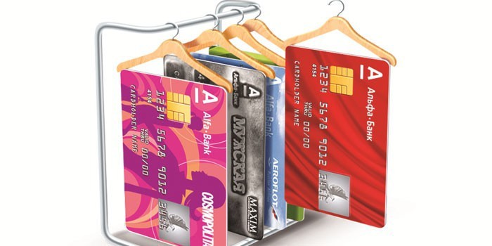 Pogoji registracije in uporabe kreditne kartice Alpha Bank