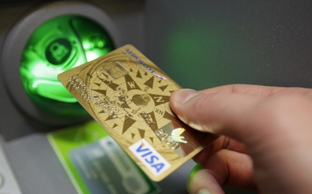 Банковские карты Visa и MasterCard в долларах. Доходные карты в долларах